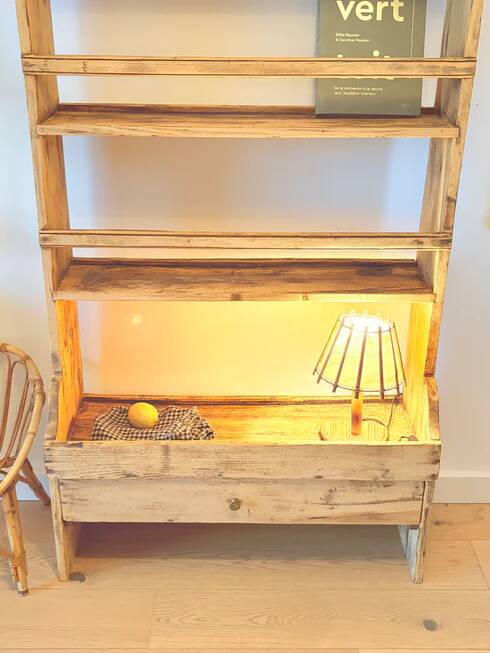 Antique shelf "Paule"