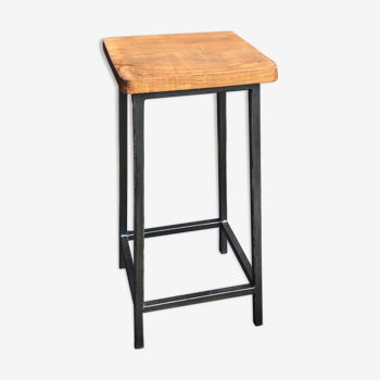 Workshop stool in oak and metal