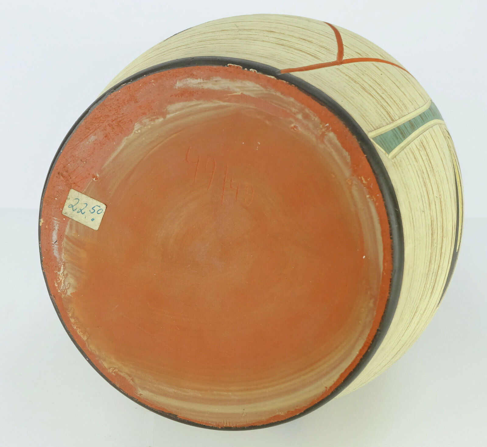 Vase manufactured by josef duck hillscheid model 49/40