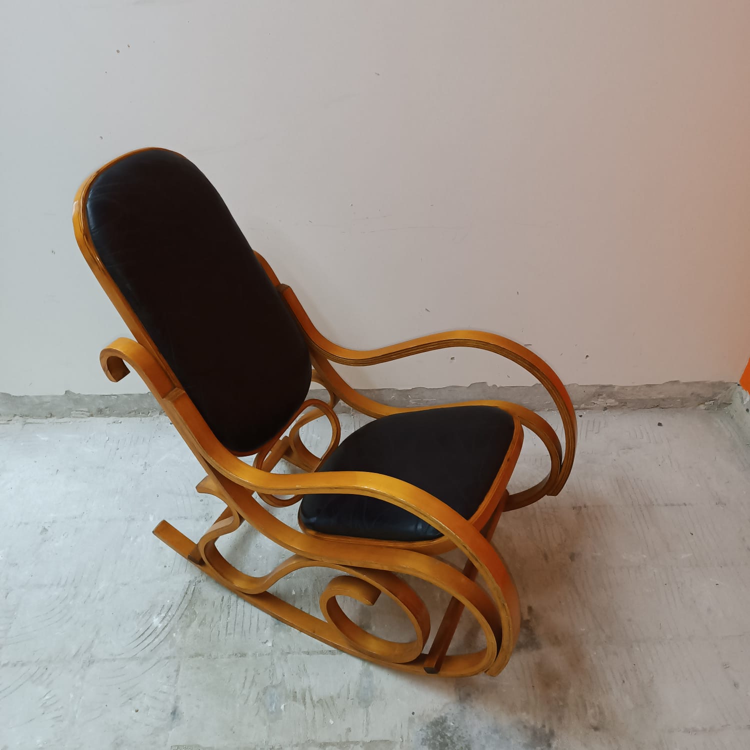 Rocking-chair in beech XXth century