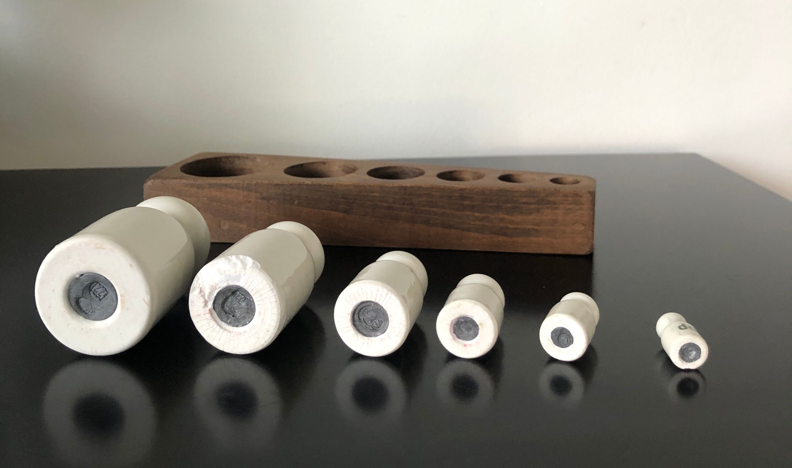 Antique porcelain weight series