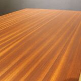 Extending table by Pierre Guariche for Huchers-Minvielle