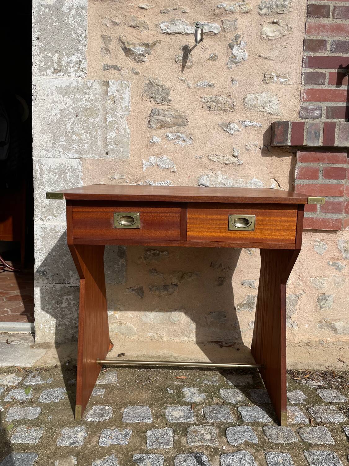 Wooden desk (boat style) with metal finishes