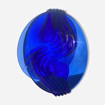 Plat en verre bleu design