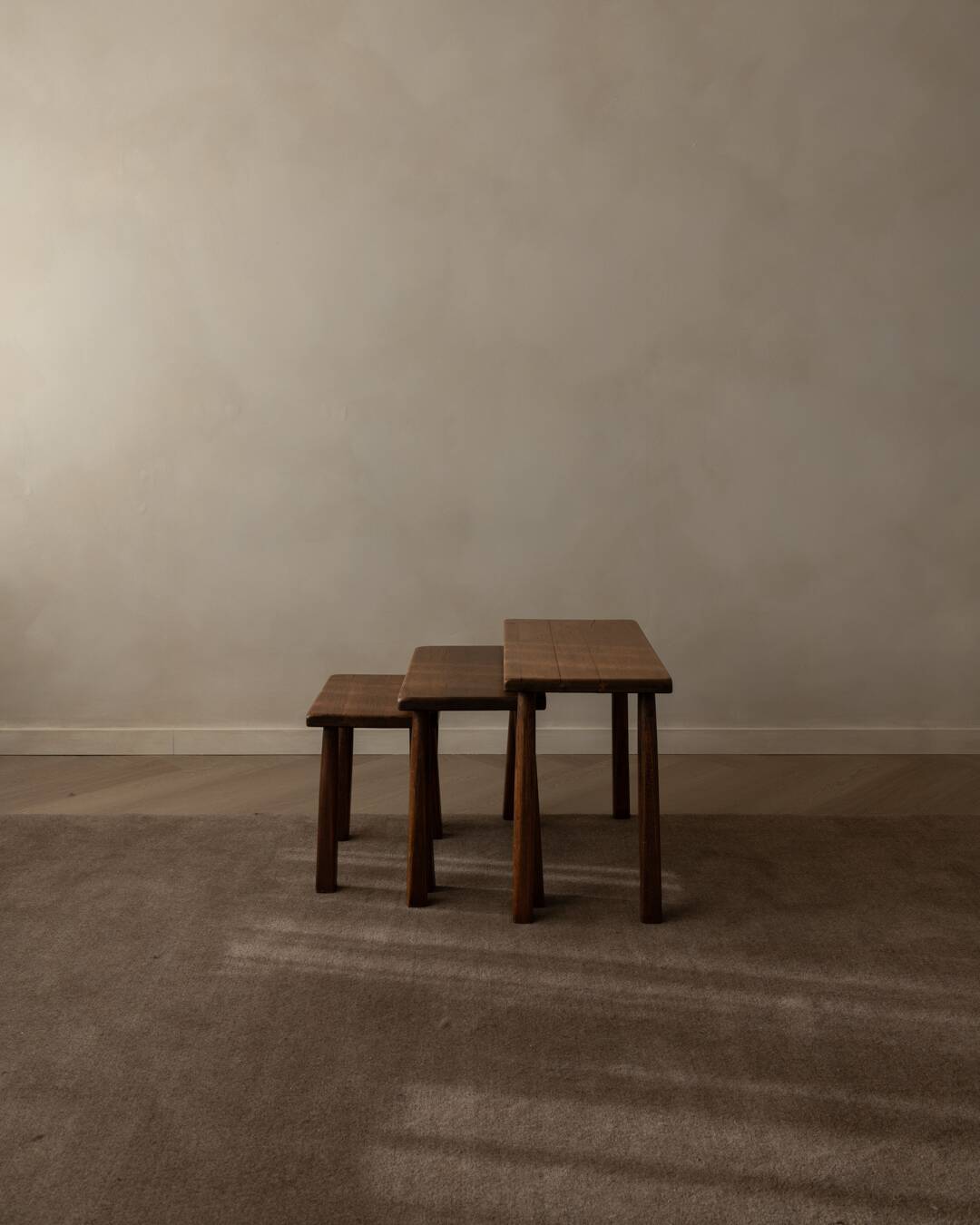 Vintage Oak Nesting Tables (Set of 3) – Rustic Modernist Side Tables, 1970s