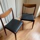 Paire de chaises scandinaves simili cuir noir