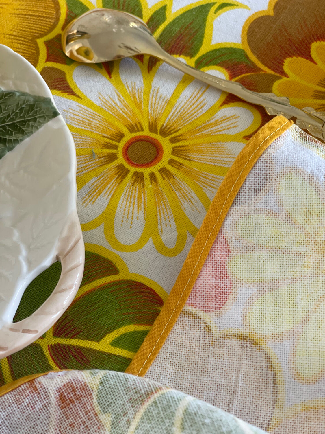 Nappe ronde vintage 1970