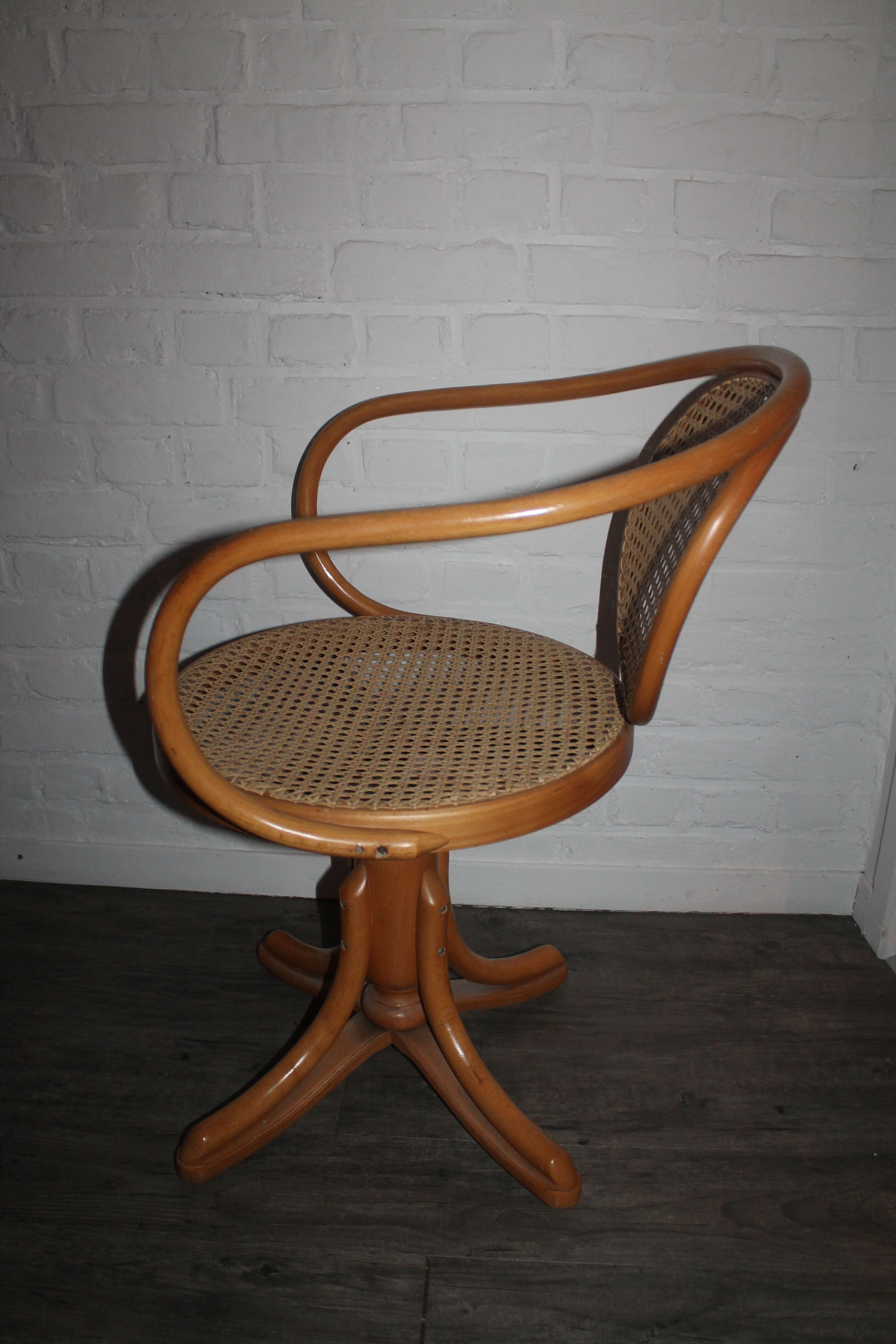 Fauteuil pivotant Thonet début 1900