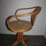 Thonet swivel chair in early 1900