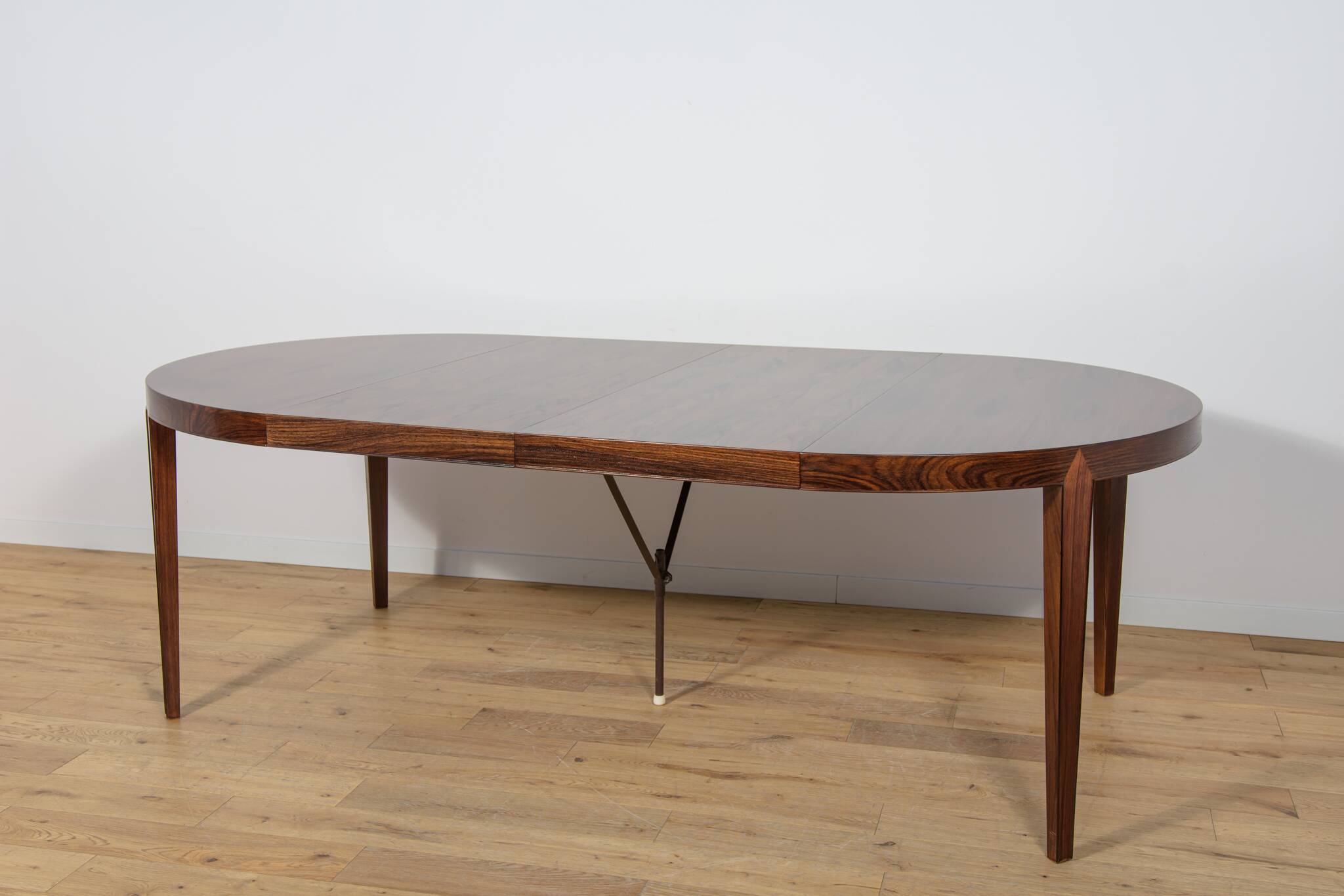 Mid-Century Round Rosewood Dining Table by Severin Hansen for Haslev Furnit