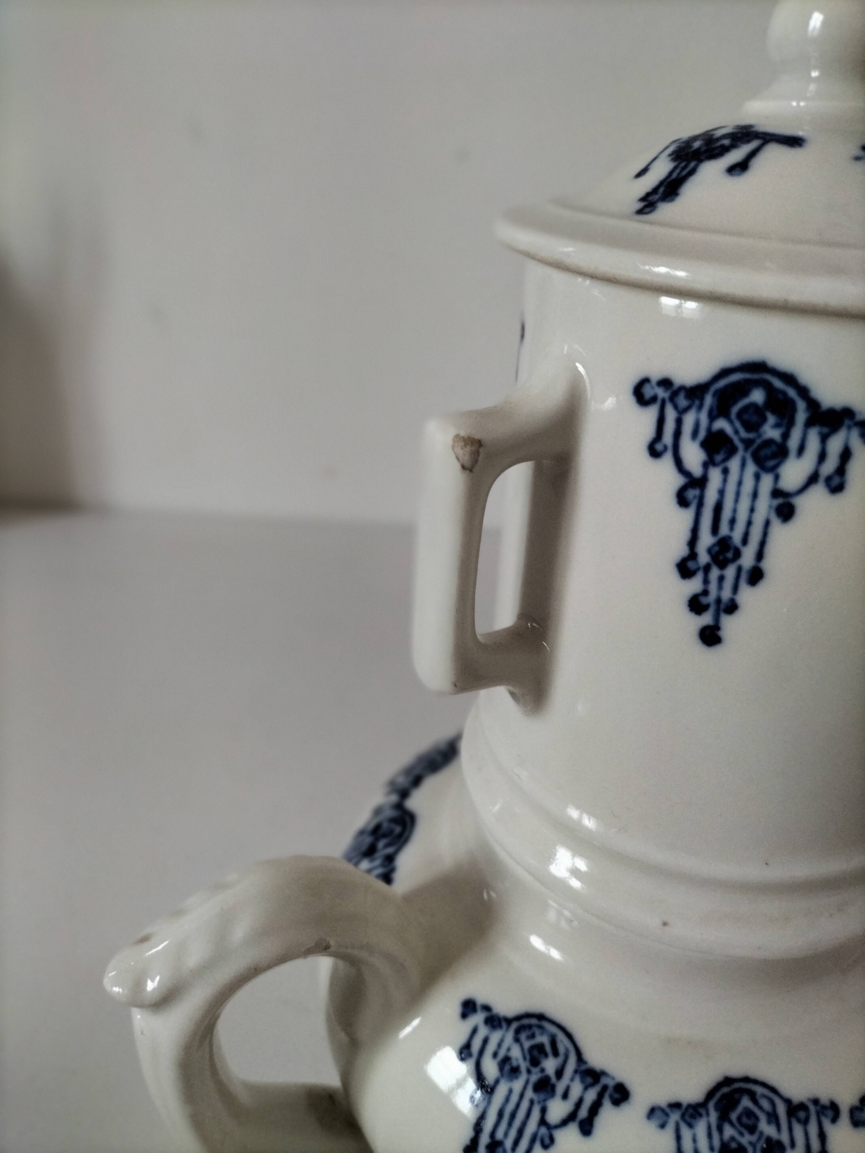 Saint Uze teapot or herbal tea maker