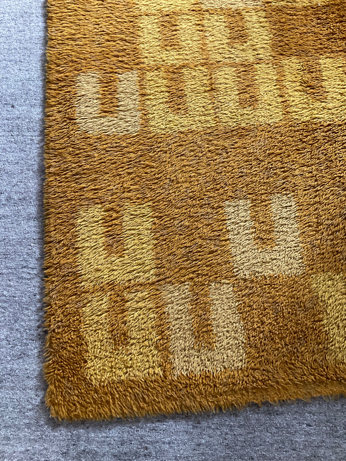 Tapis vintage des années 70 pure laine
