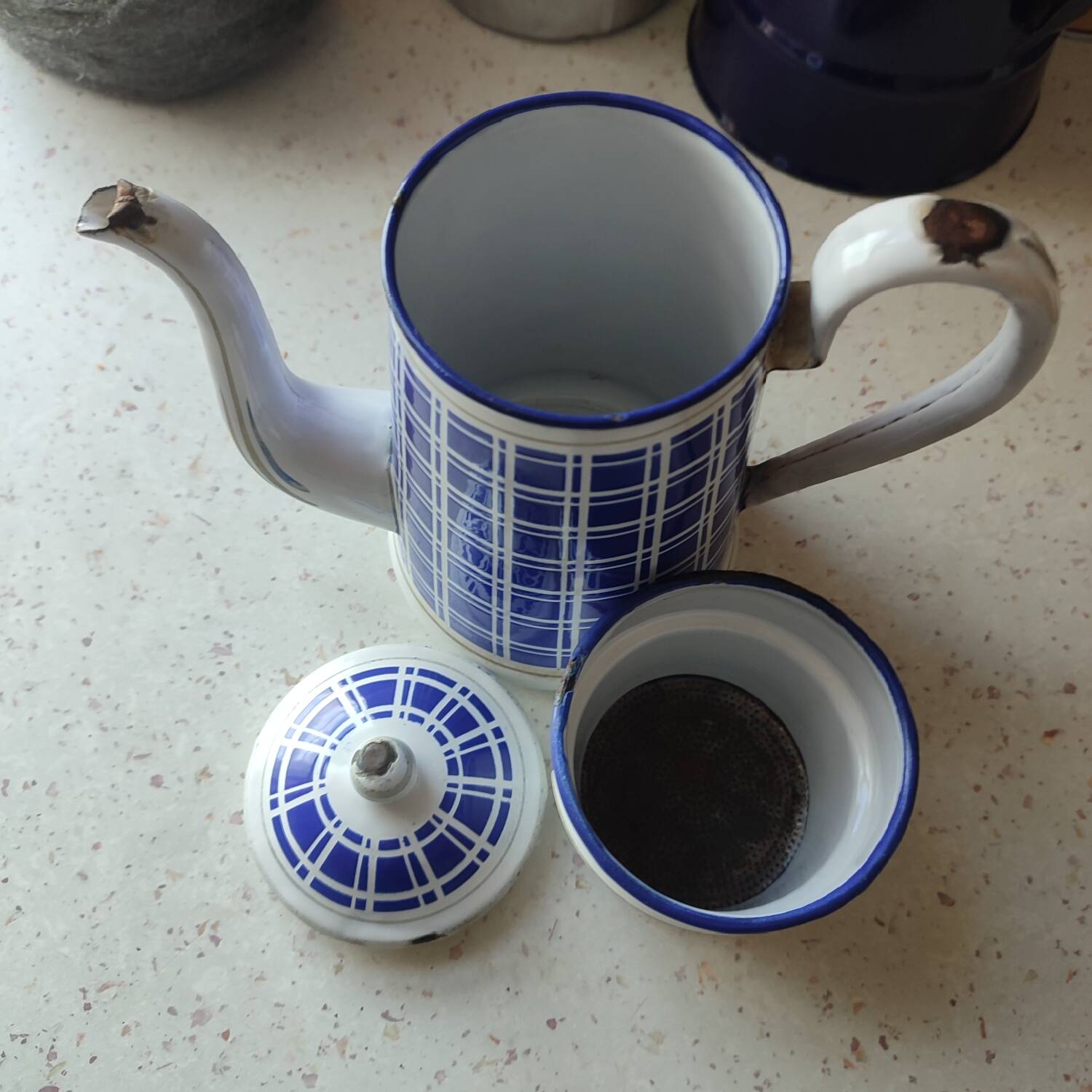 Antique BB Frères enamelled sheet metal coffee maker, Damier model