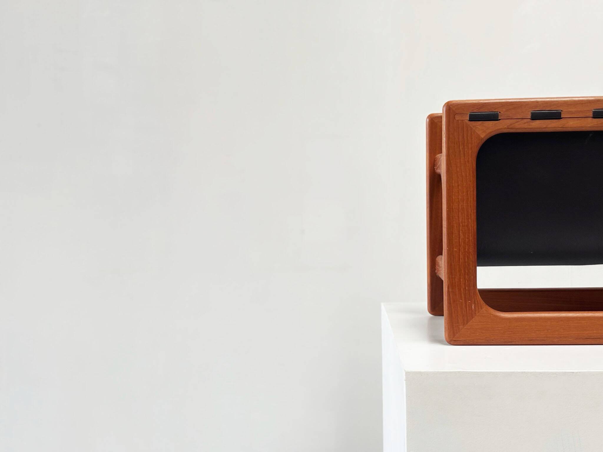 Danish magazine holder by Aksel Kjersgaard for Salin Møbler