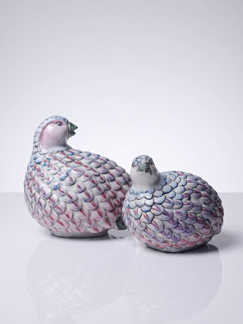 Pair of hand-painted Chinese porcelain quails, 1960s-1970s.