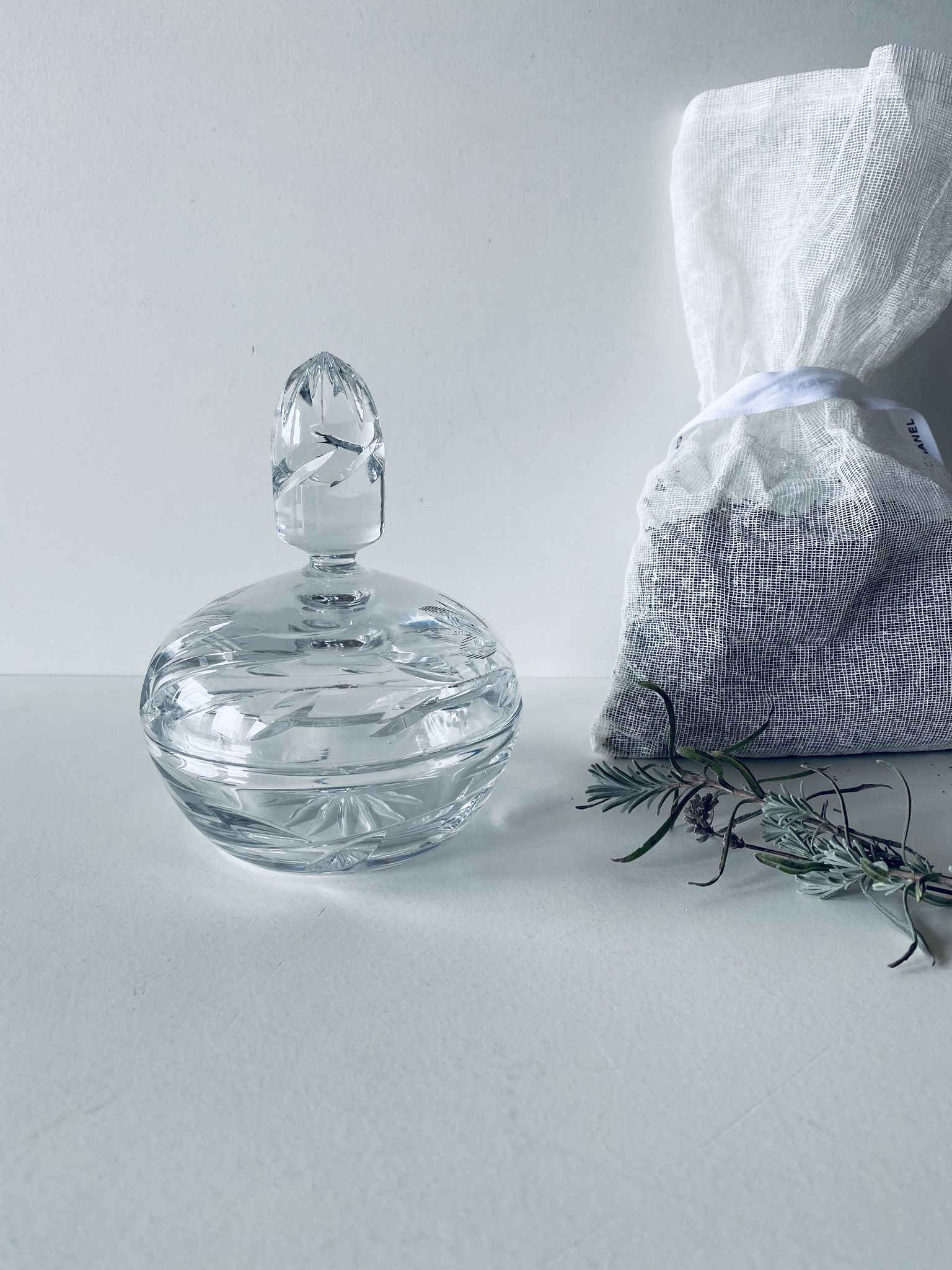 Cut crystal candy