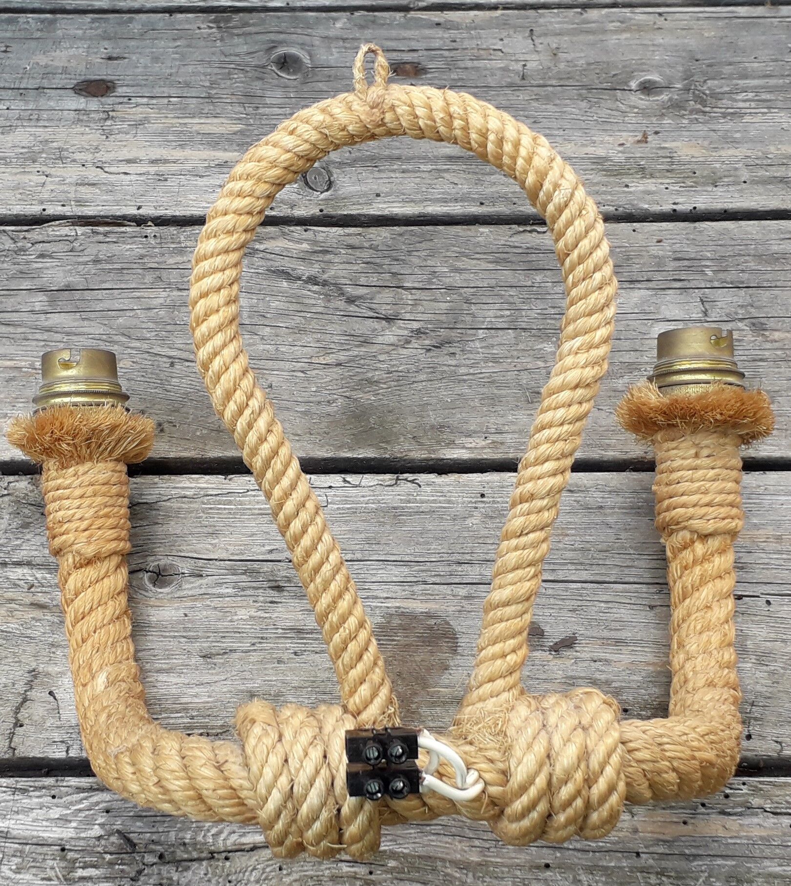 Handcrafted rope wall lamp