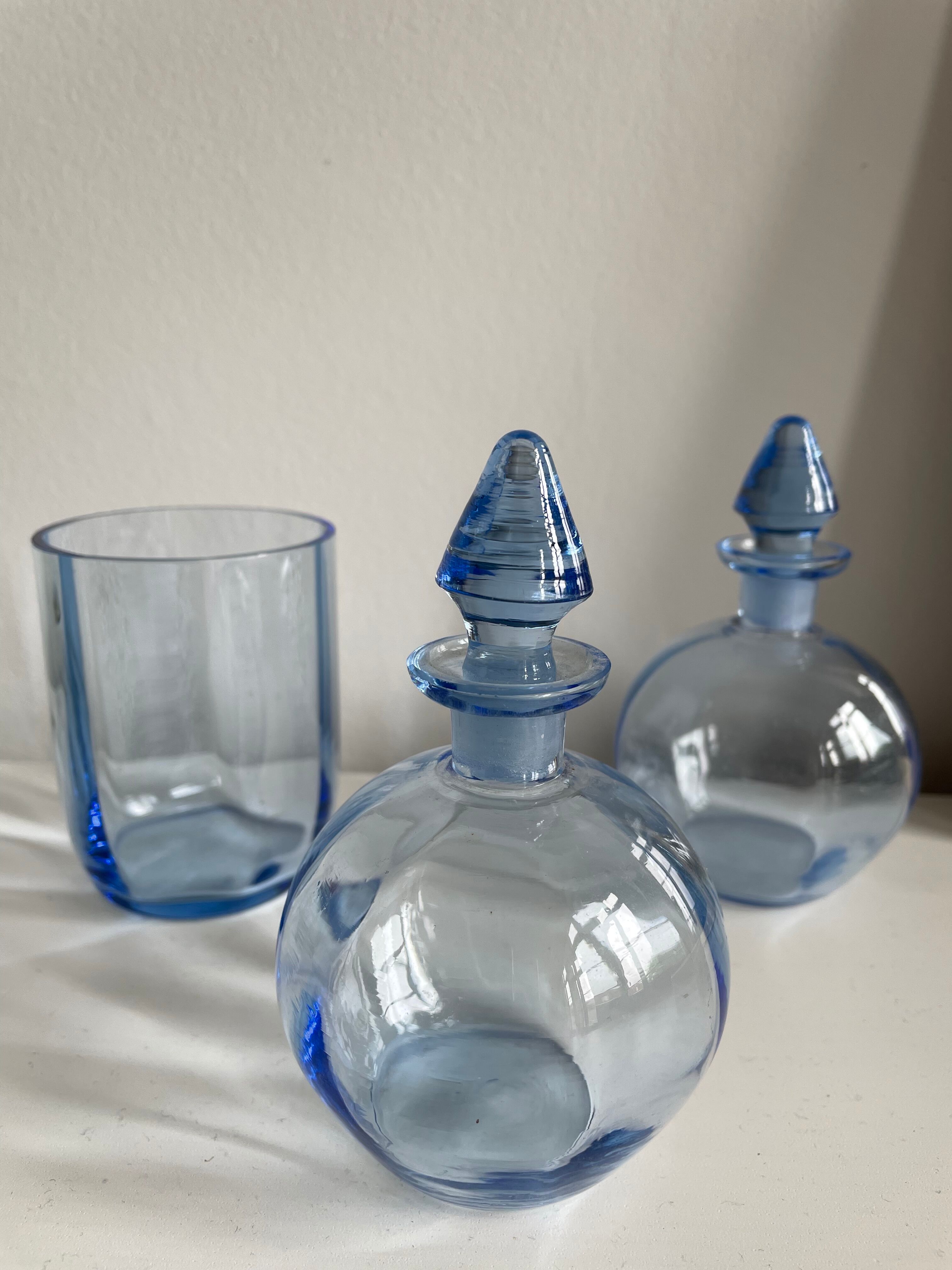 Batch of Art Deco perfume bottles