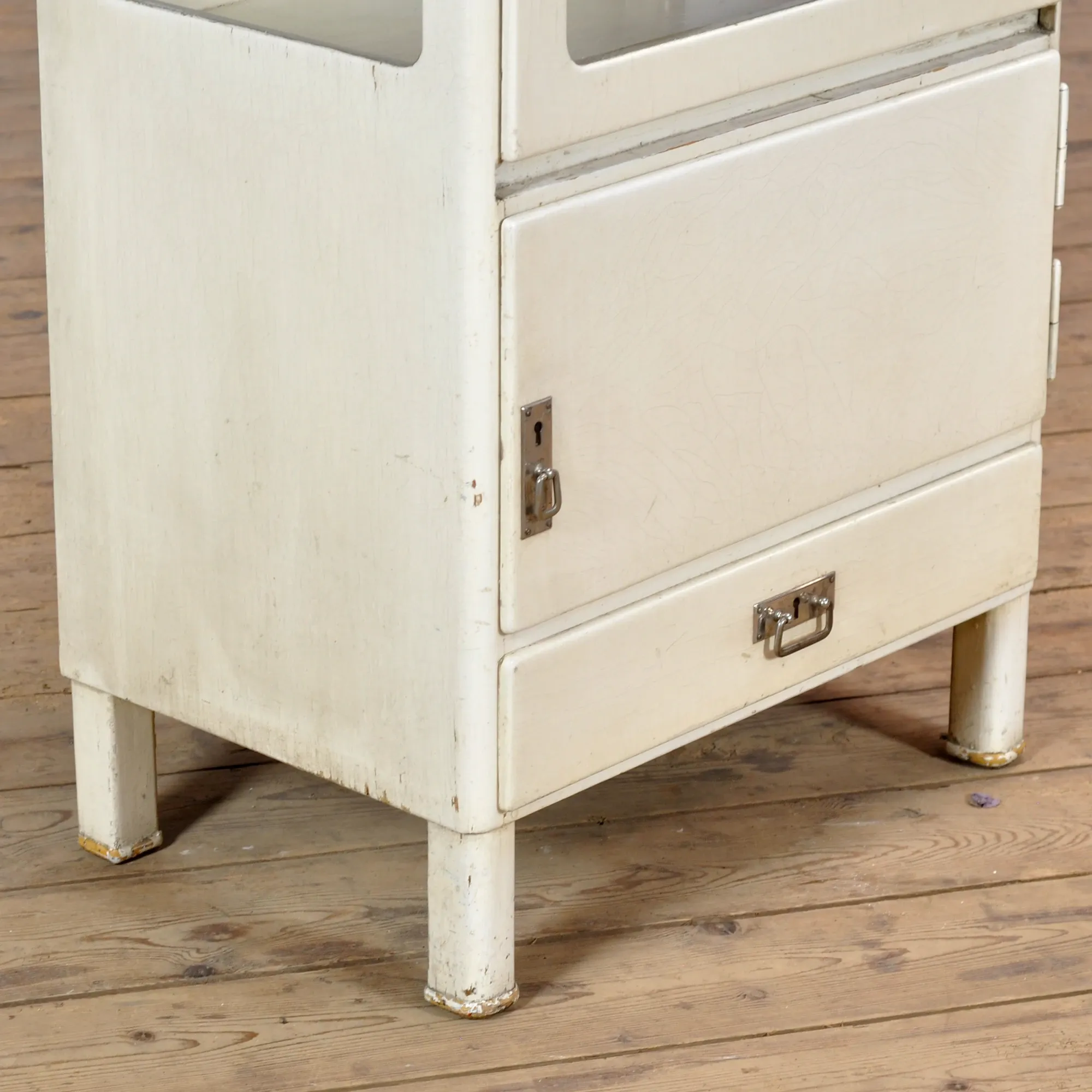 Wooden medical cabinet from the 1930s