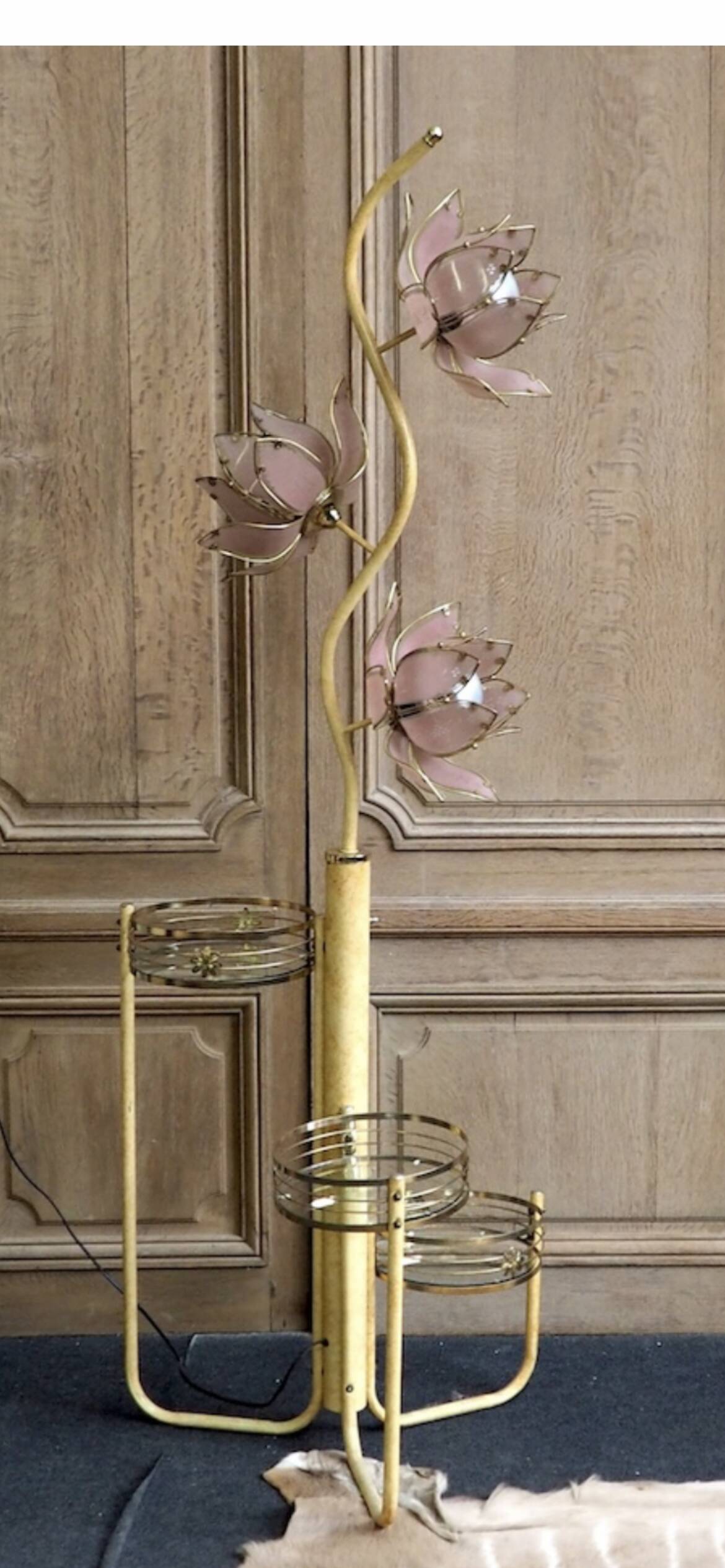 Lotus lamp from the 70s/80s.