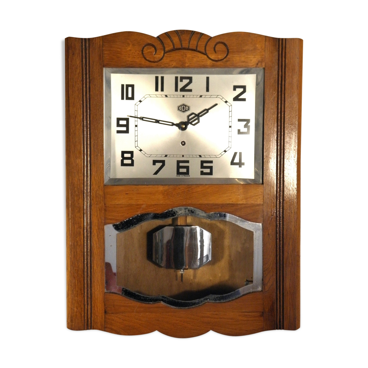 Wall clock 50s