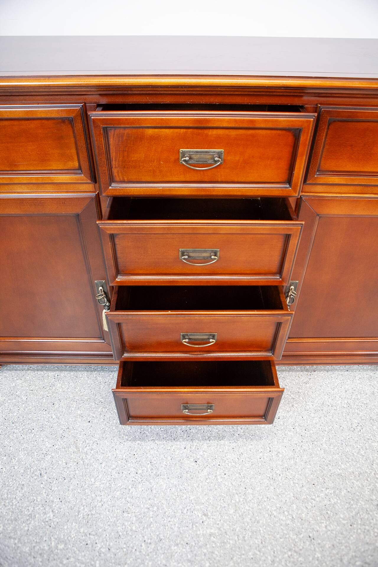 Late 20th Century Large Classical Style Mahogany Finish Sideboard with Drawers