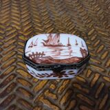 Lots of 3 old pill dispensers