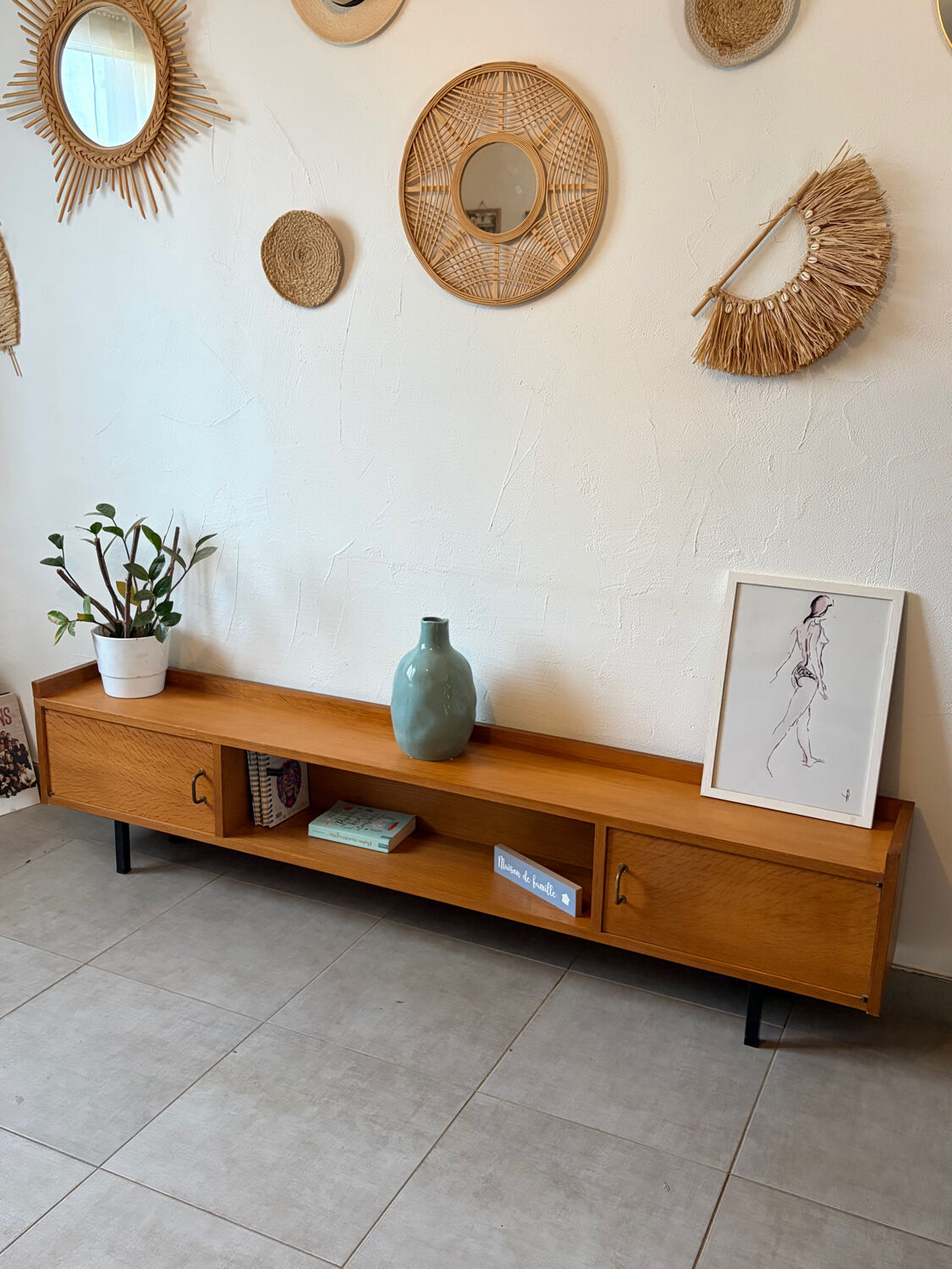 Vintage low oak sideboard (shallow)
