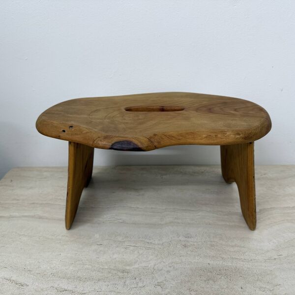 Table d'appoint/tabouret brutaliste en bois massif, années 1970
