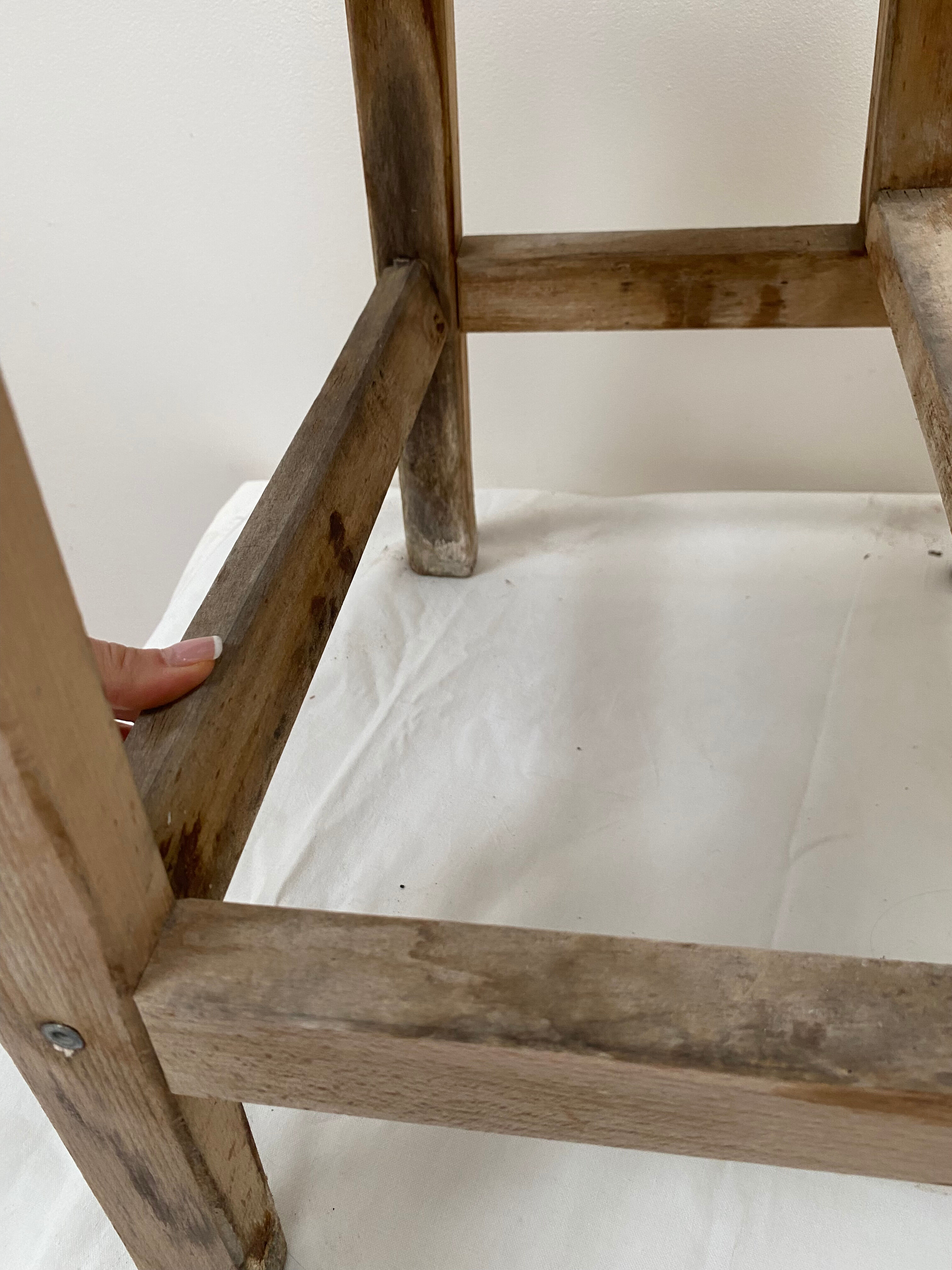 Wooden painter's stepladder