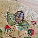 Strawberry pattern slip dish