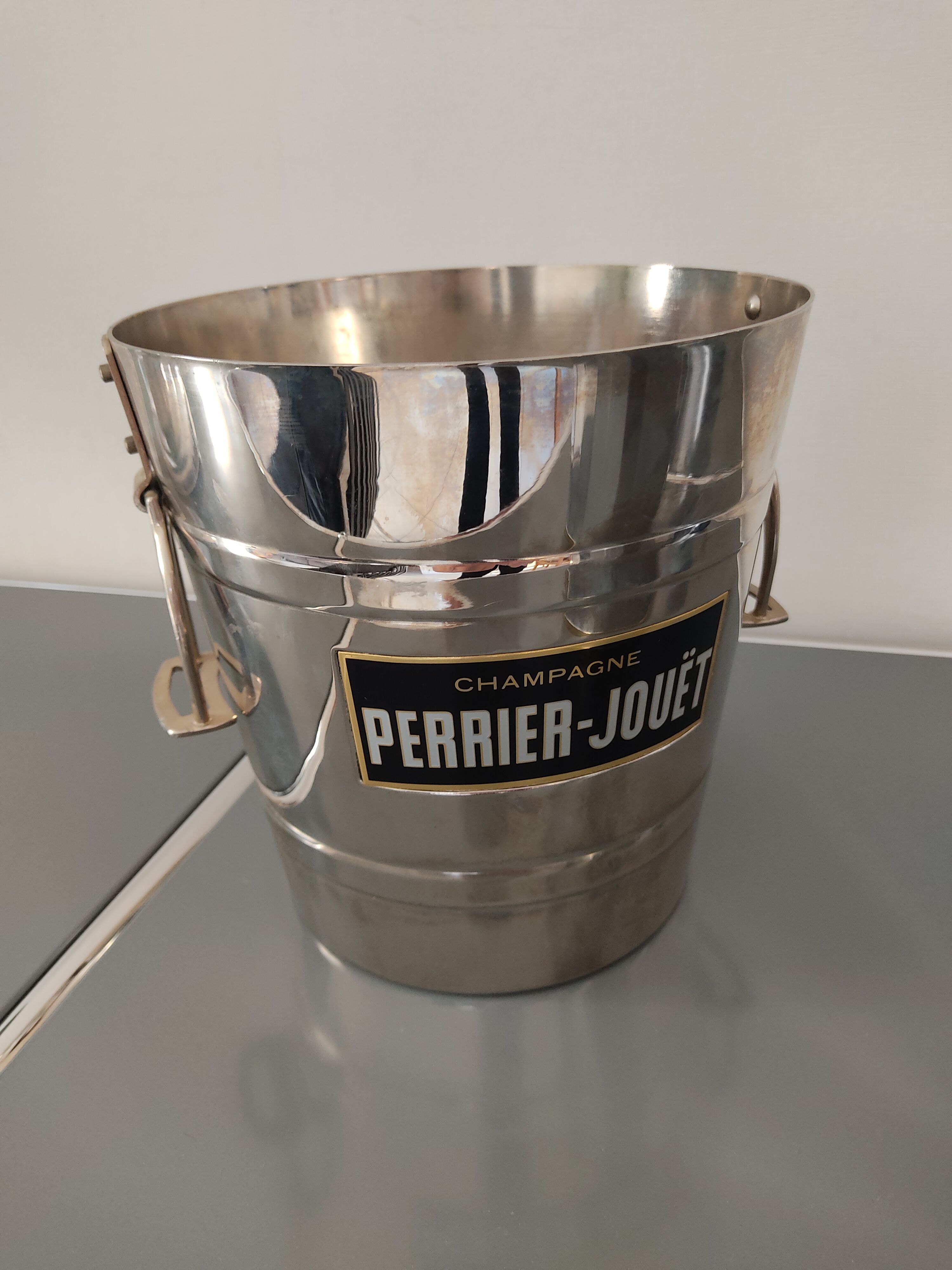 Seau à Champagne Perrier-Jouët – Porte-bouteille Publicitaire D'occasion