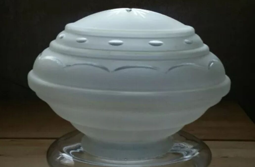 Vintage saucer lamp globe