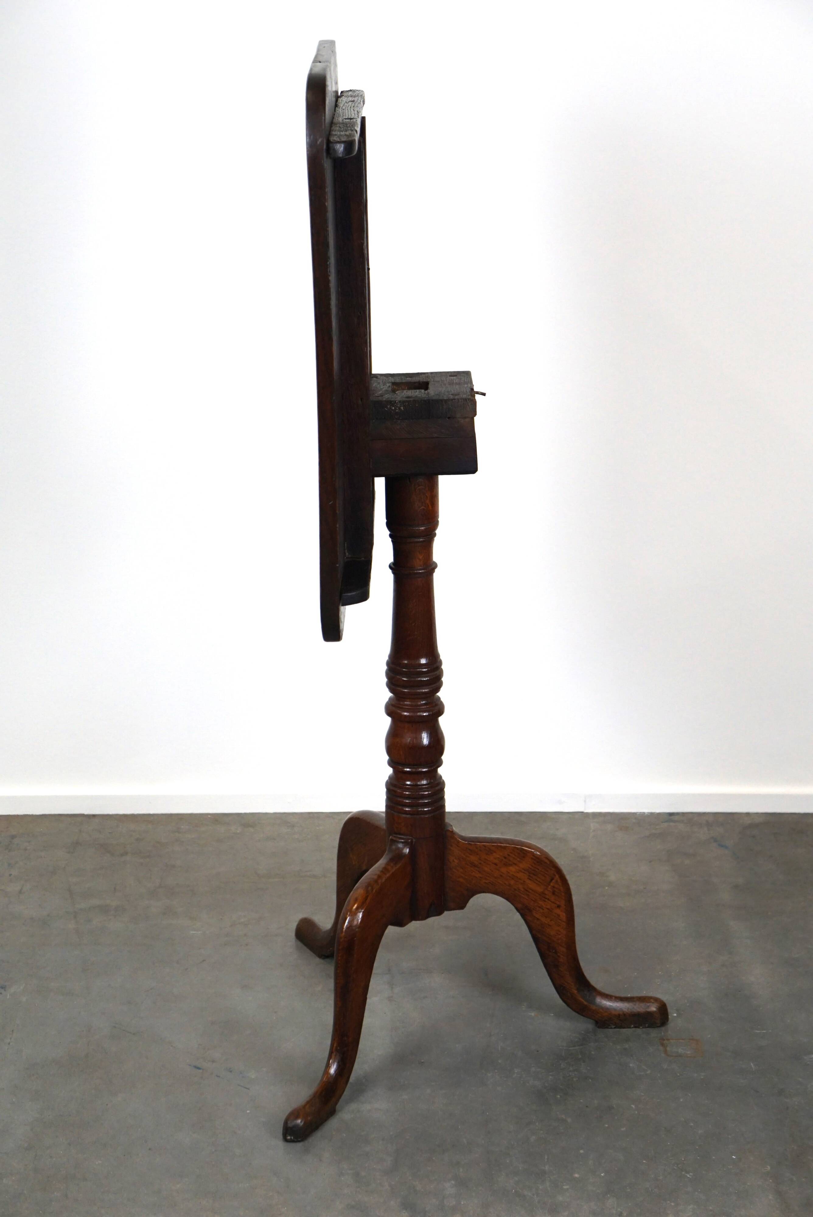 Nice antique English tilt-top table/side table with a square top