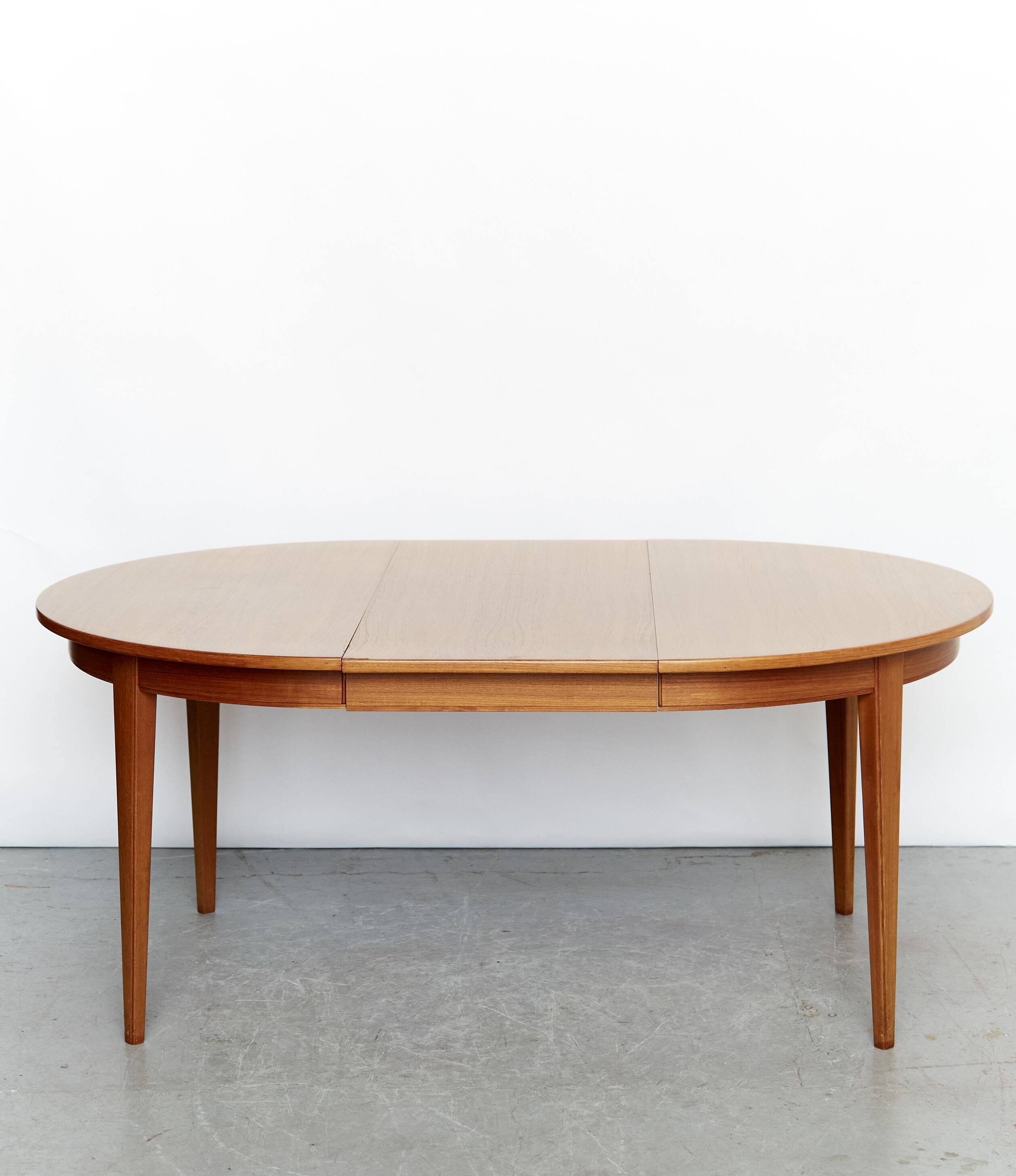 Table à manger en teck Gunni Oman n°55 pour Gunni Jun