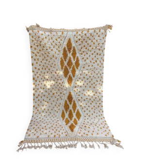 Handmade Azilal rug, size 150 x 250 cm