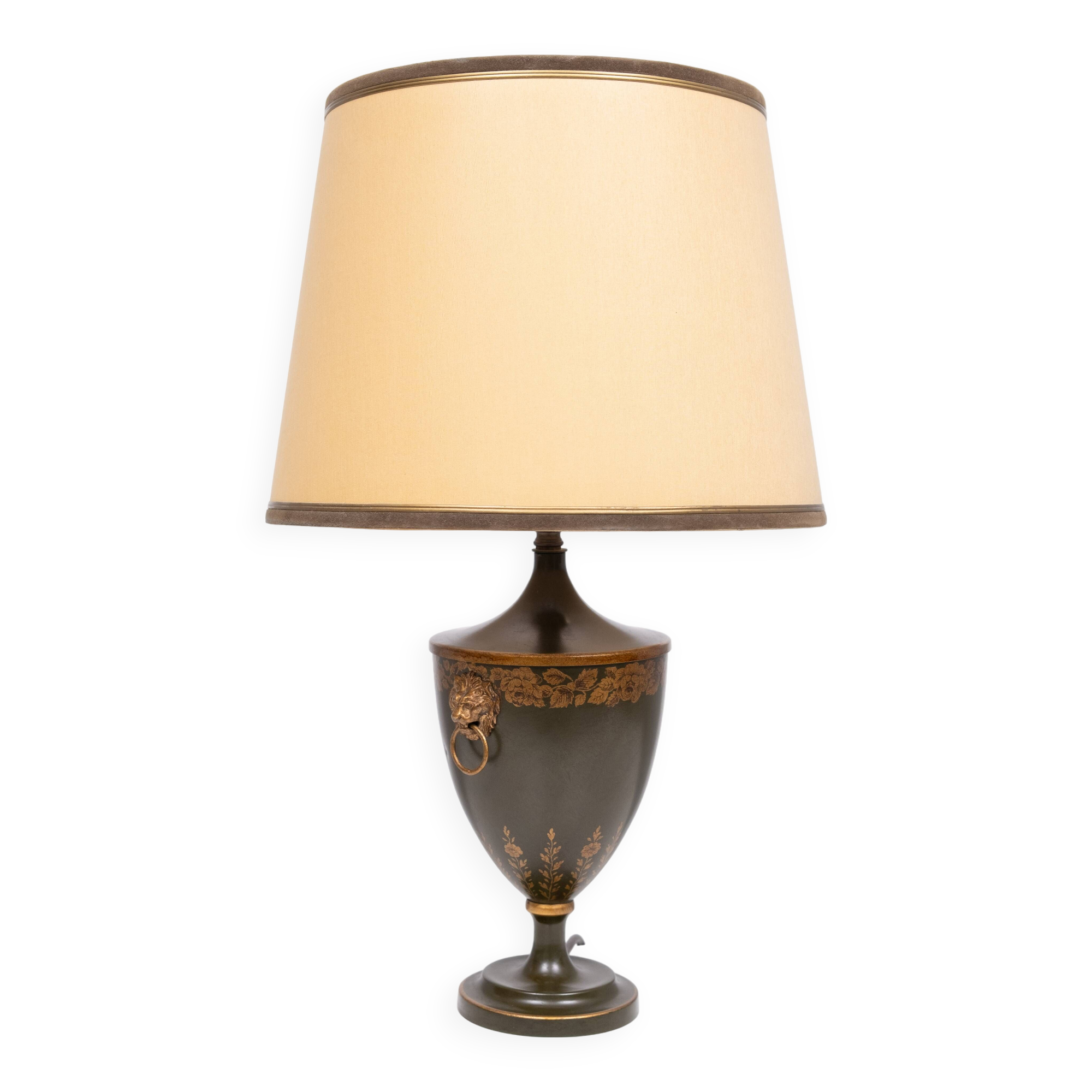 Beautiful metal green-painted tôle table lamp 1960s france