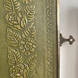 Barber mirror with chain 33 x 28 cm