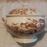 Superb and rare soup tureen, flowers model, clairefontaine faience