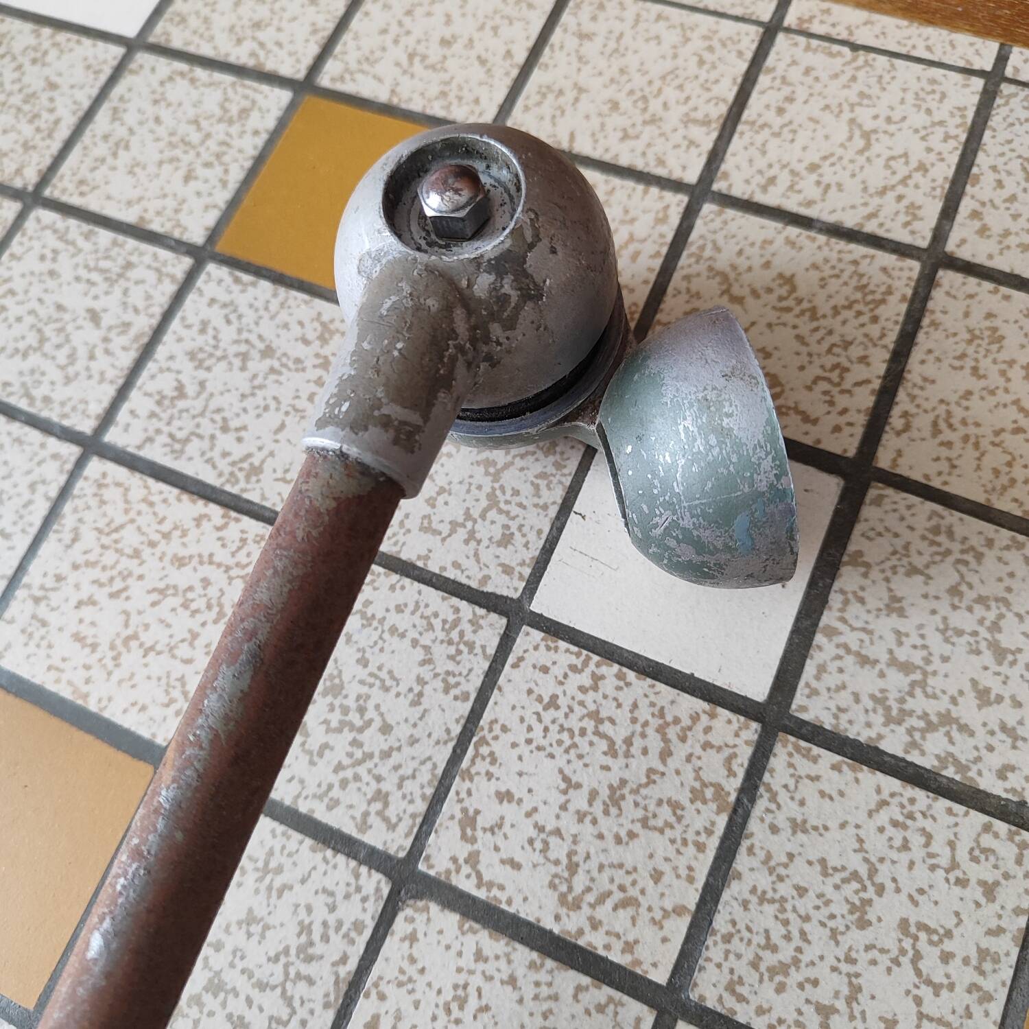 Jielde lamp with Fresnel lens