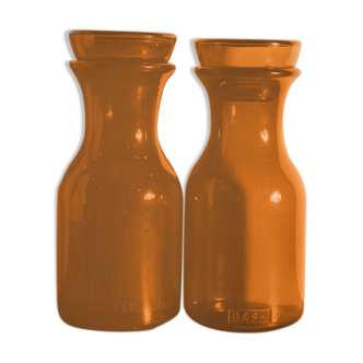 Pair of washing powder jars