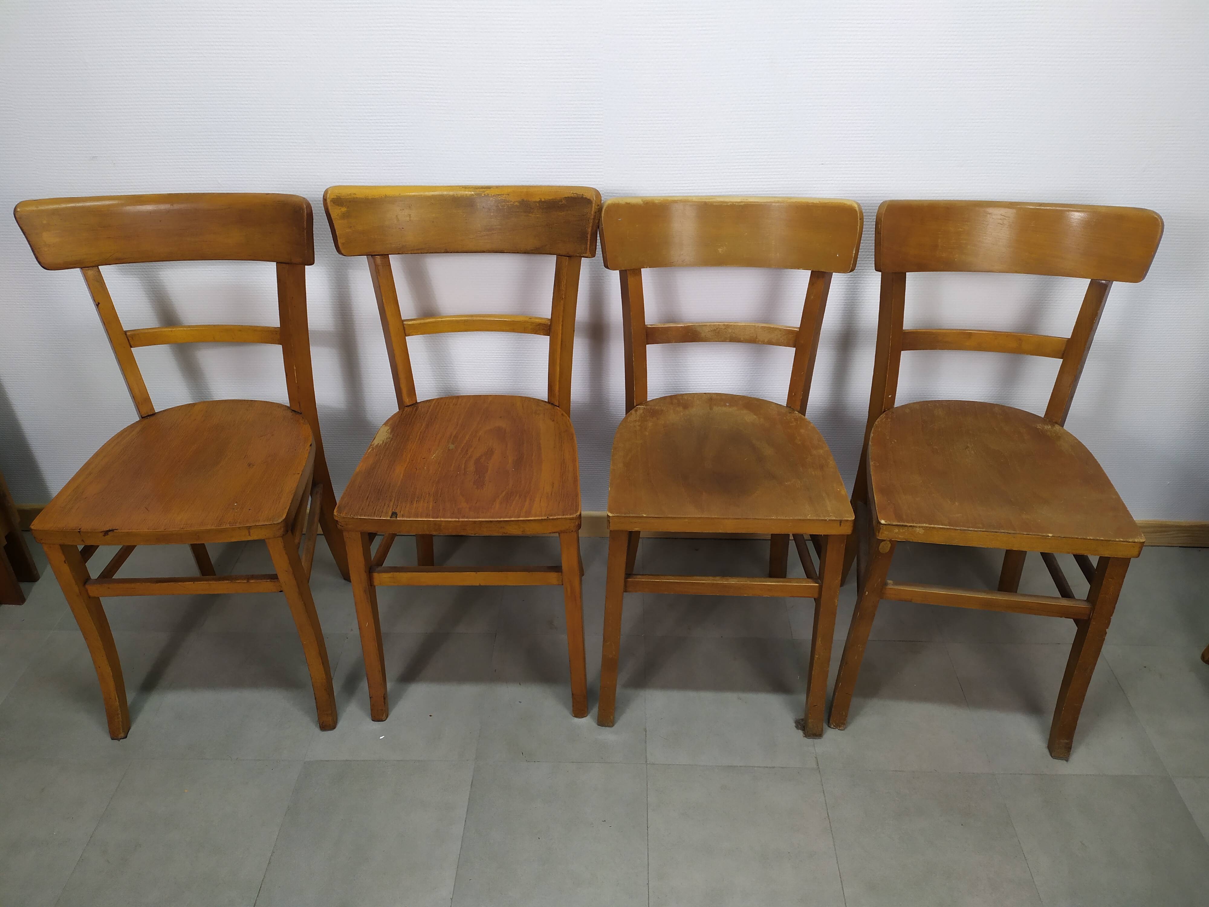 Set of 4 vintage wooden bistro chair