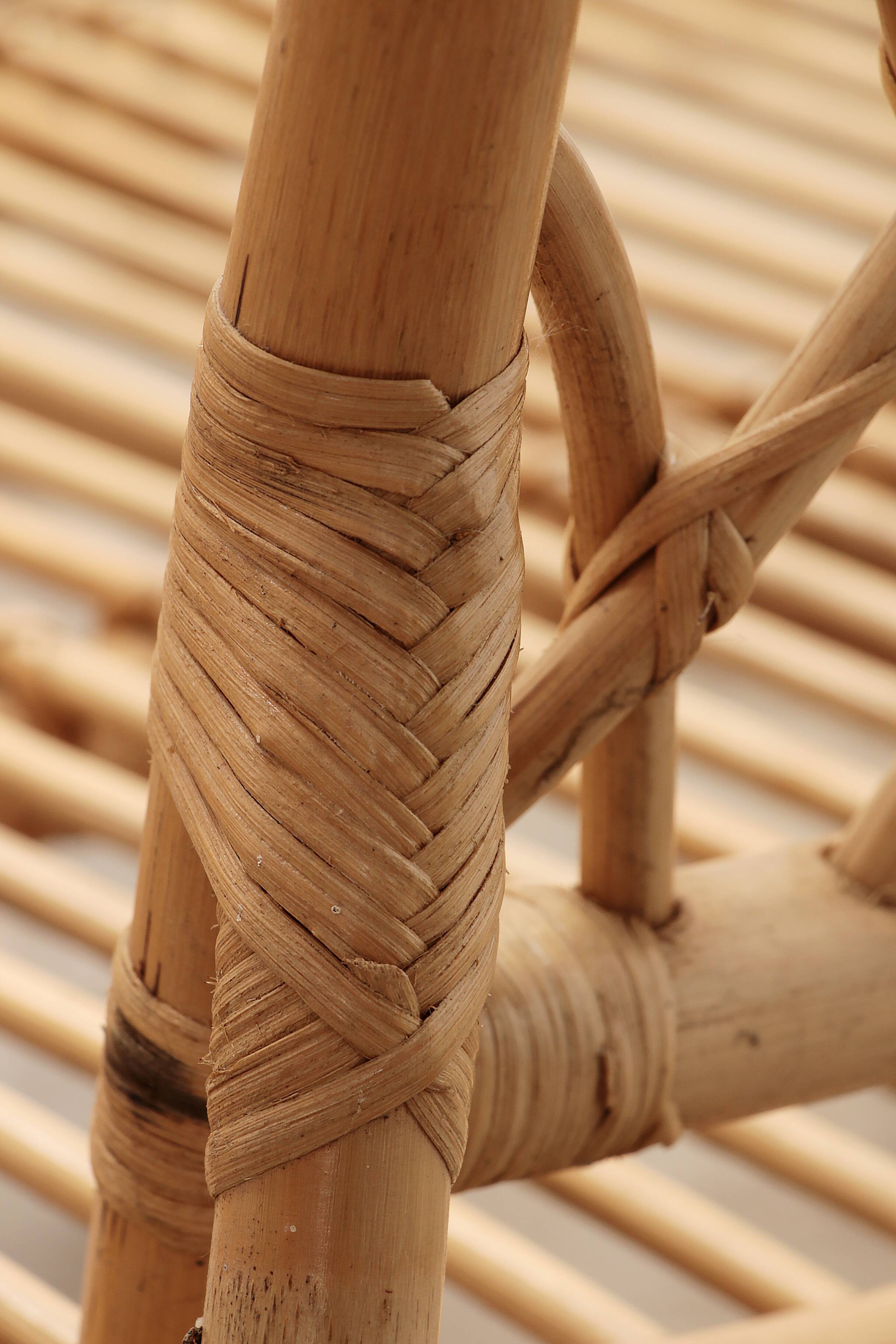 French Bohemian sofa made of bamboo from the 1960s.
