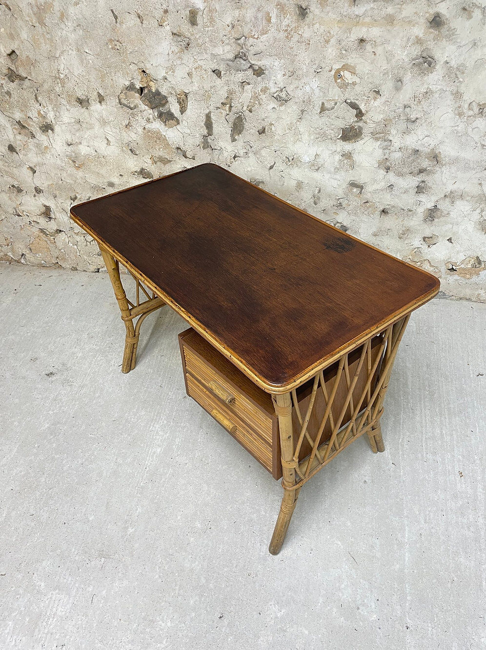 Bureau rotin
