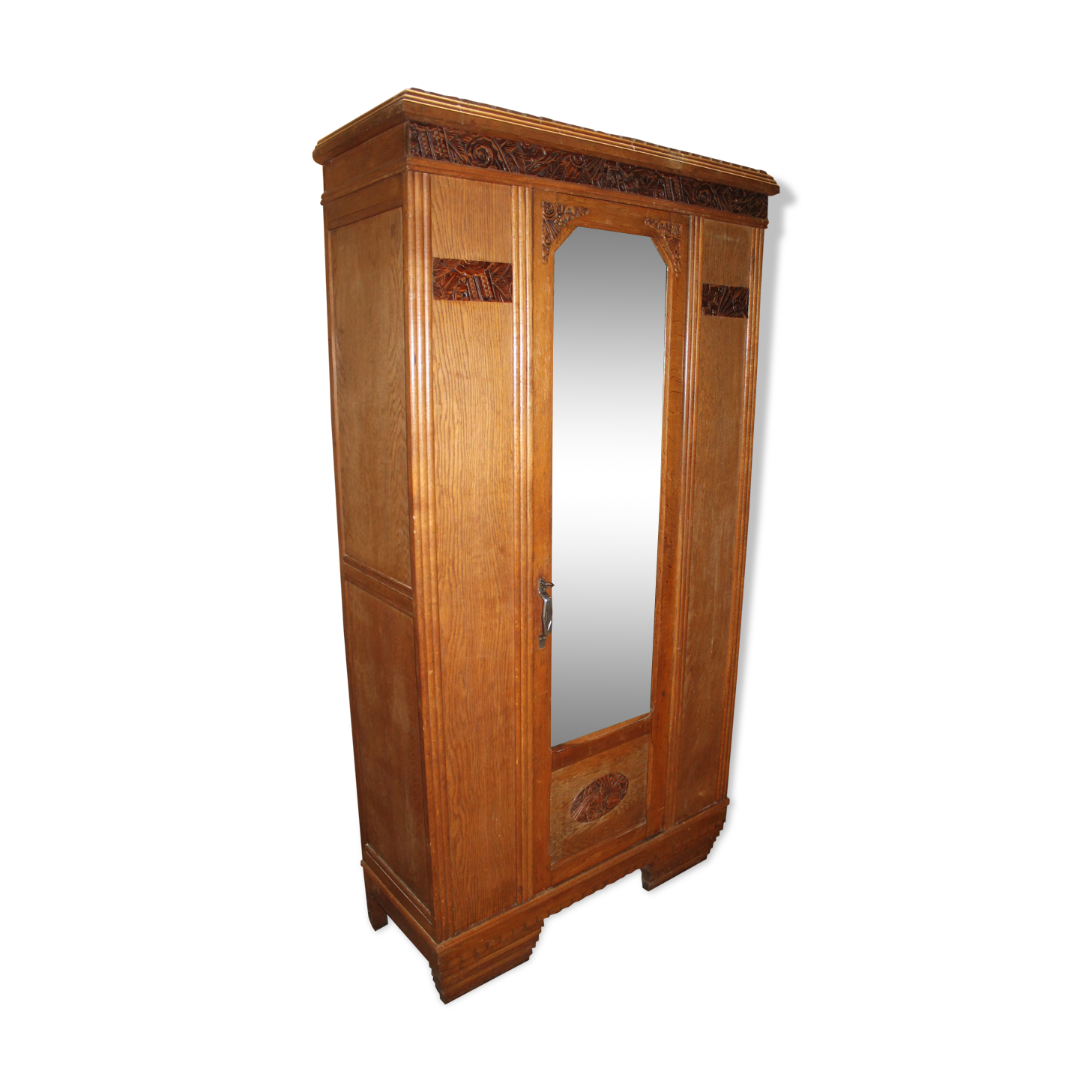 Armoire parisienne à glace