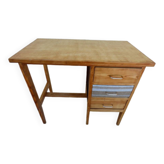 Bureau 3 tiroirs en bois et toile de lin –Totalement restauré