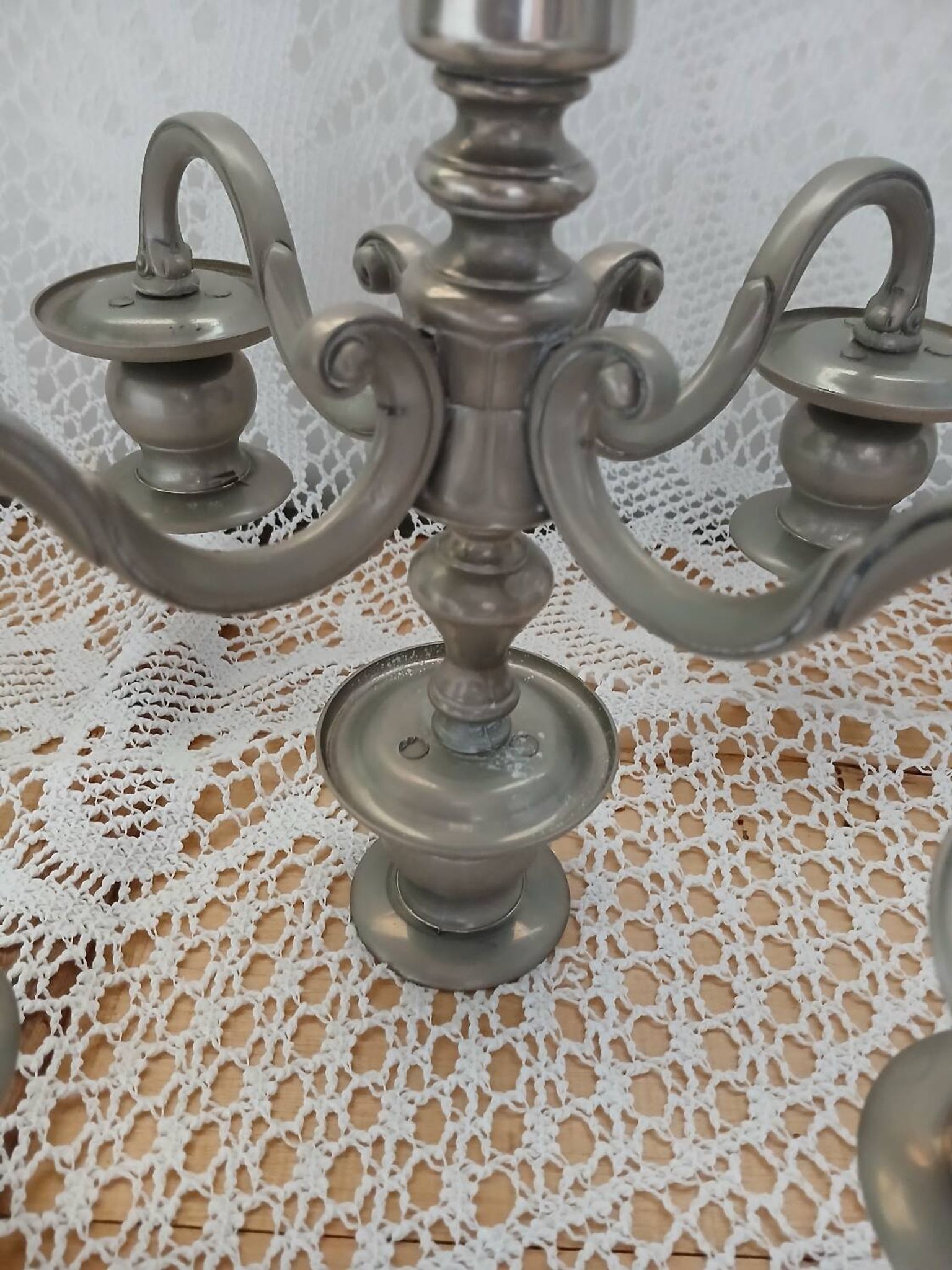5-light chandelier