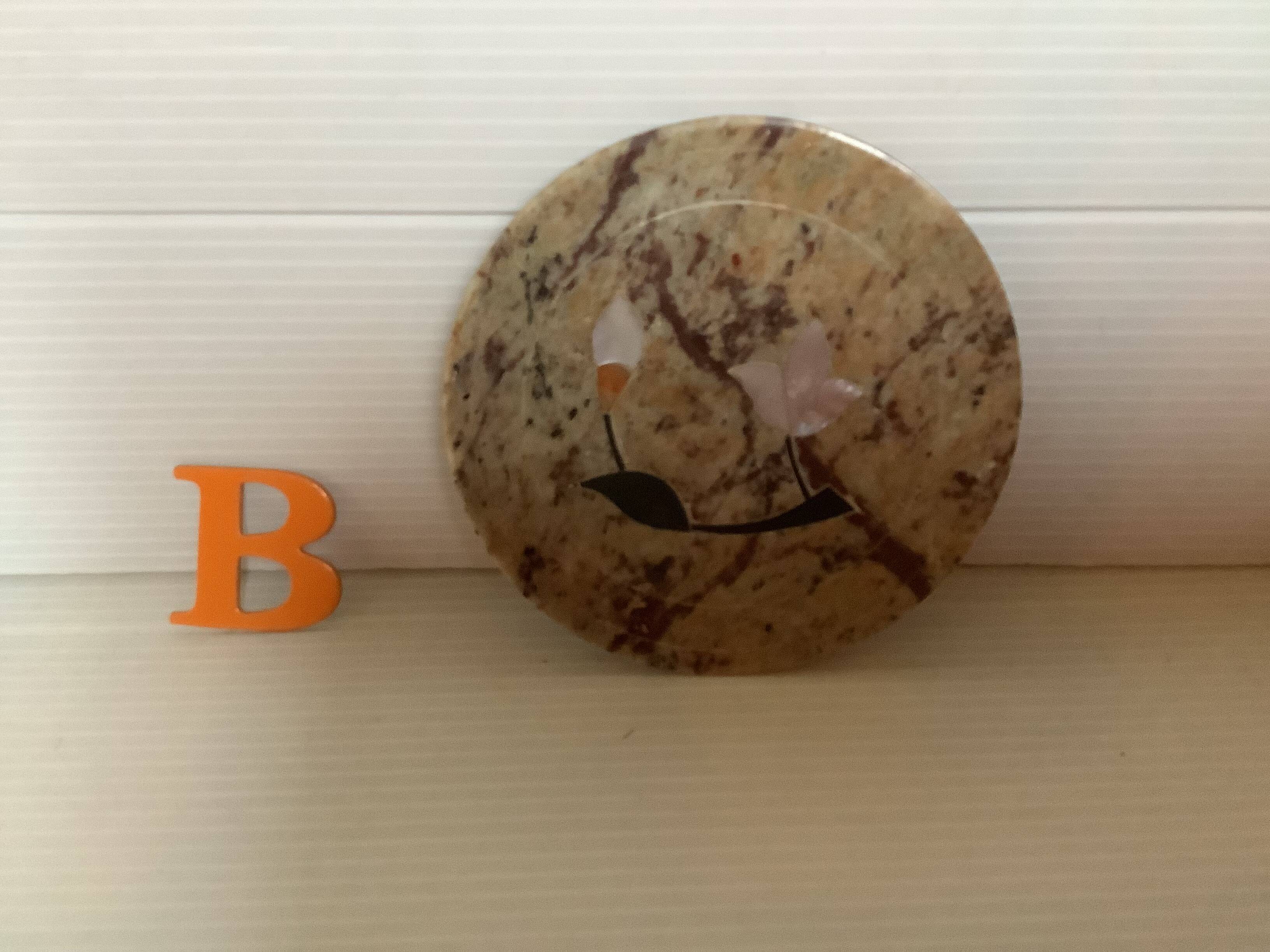 Empty stone and mother-of-pearl pocket tray B