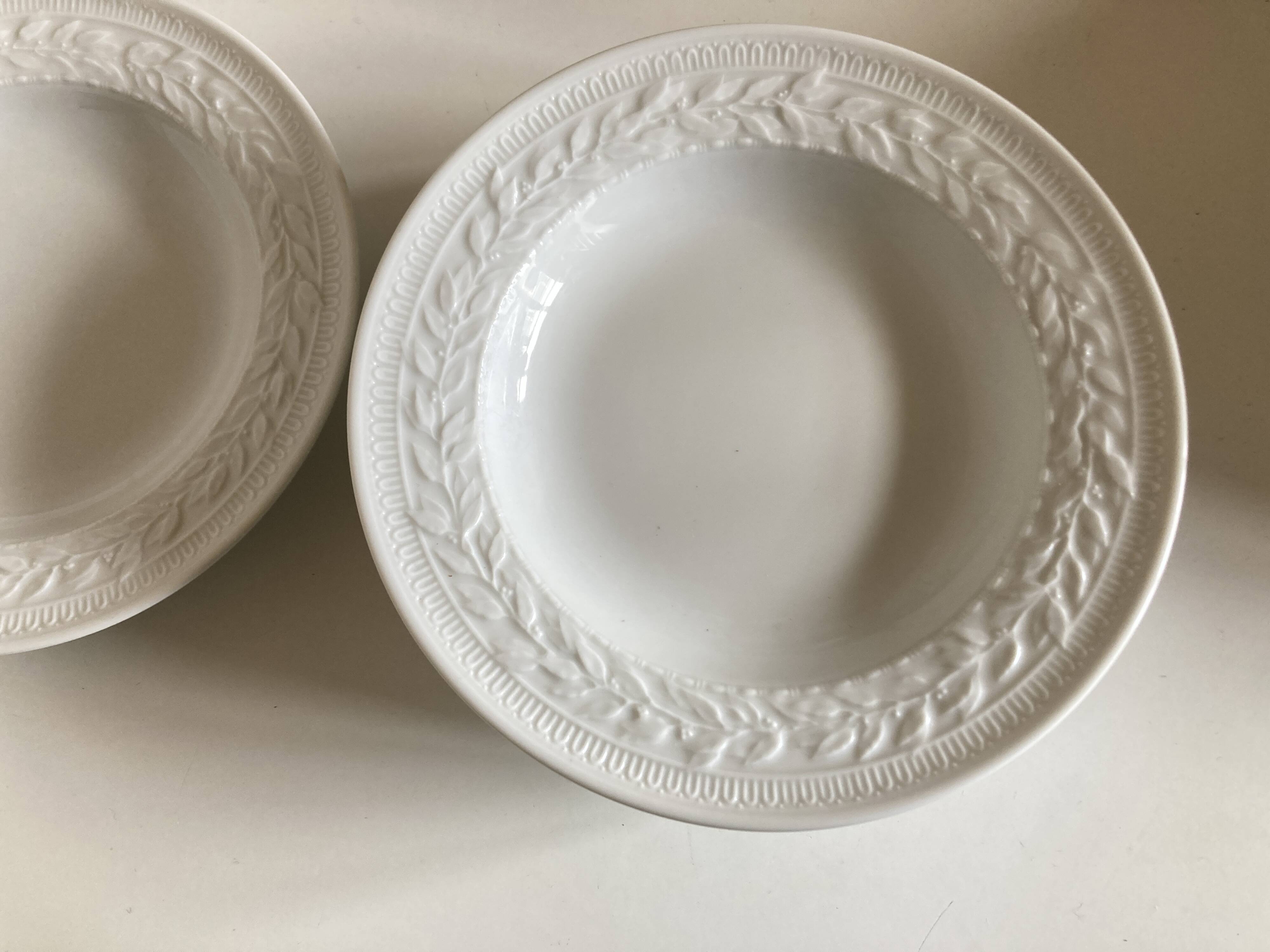 set of 6 Bernardaud Louvre neo-classical plates with laurel wreath