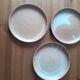 Set de 6 grandes assiettes plates en grès